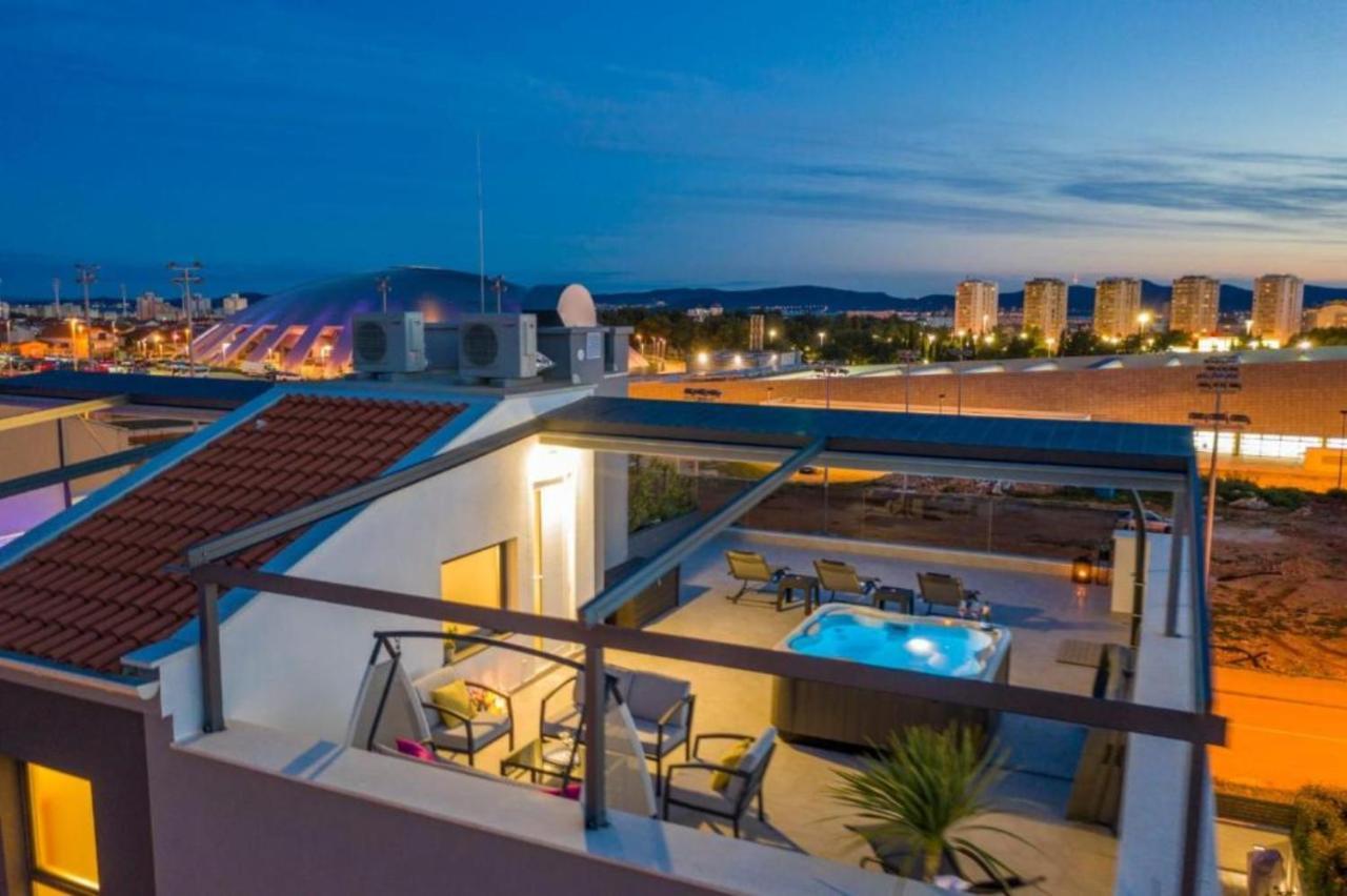 Luxury Majpruz Suites I 扎达尔 外观 照片